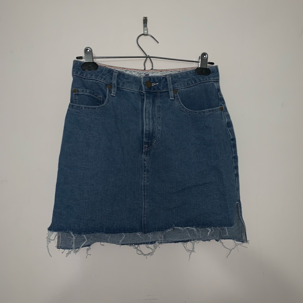 Rocky jean skirt